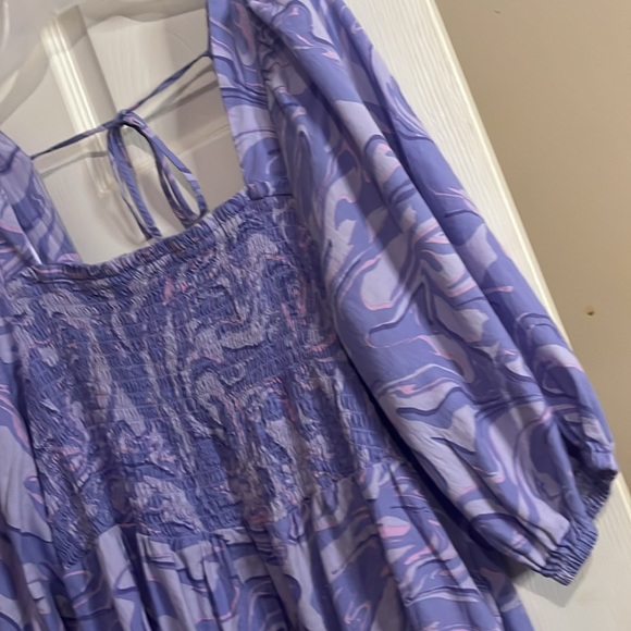 Ava Viv-Swirl dress puff sleeves with back tie 1X - Picture 3 of 5